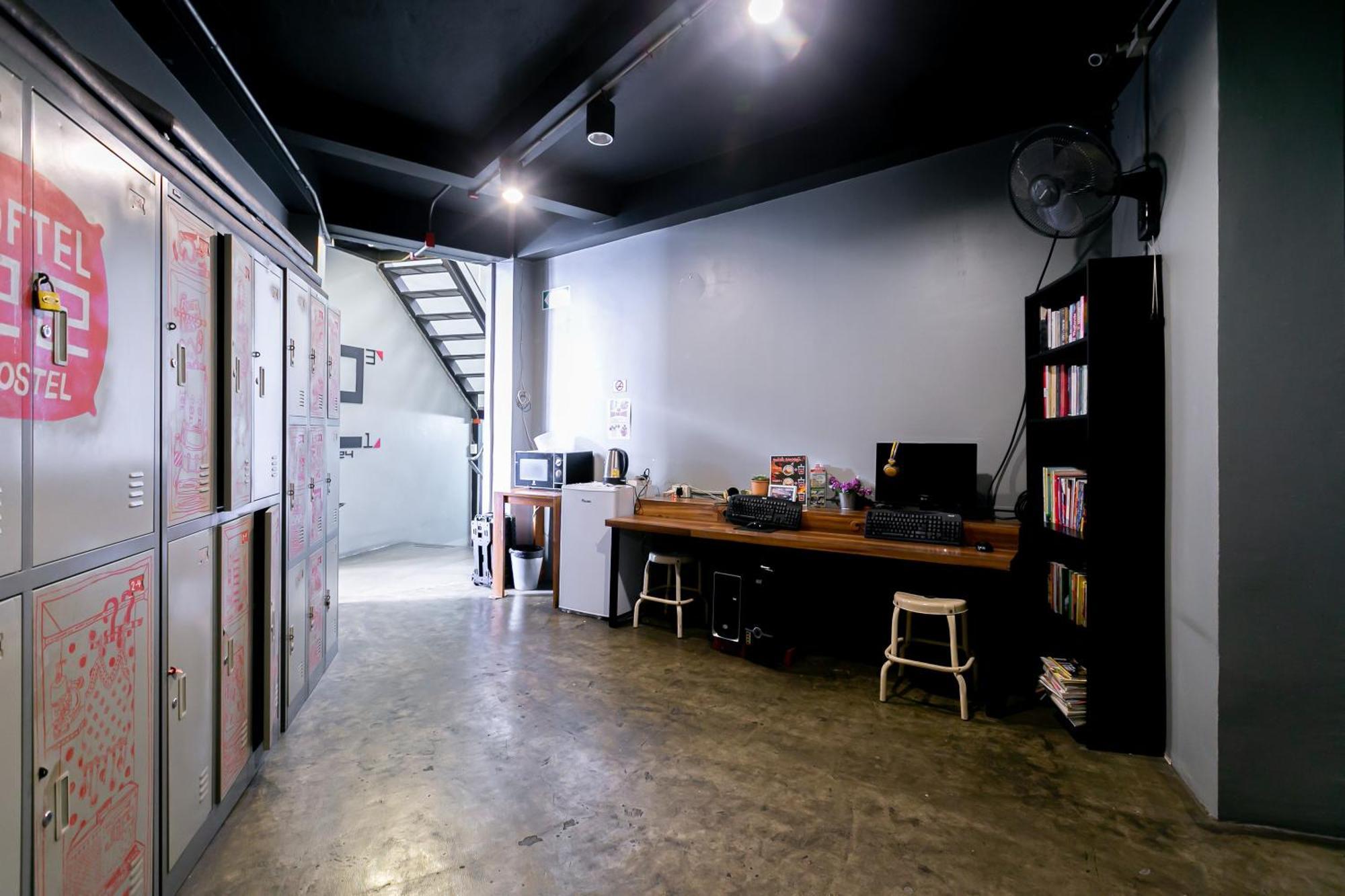 Loftel 22 Hostel Bangkok Exteriör bild