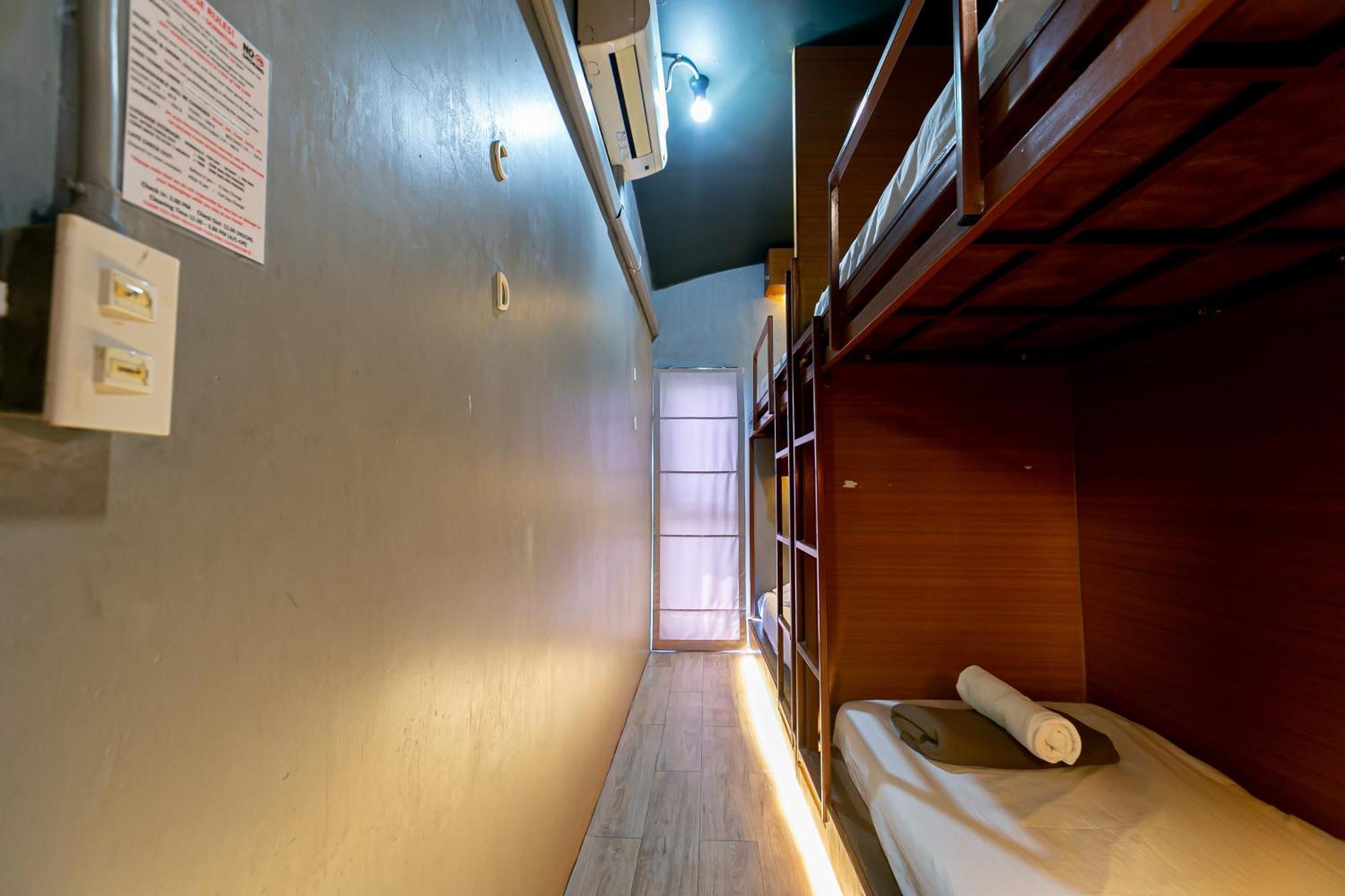 Loftel 22 Hostel Bangkok Exteriör bild