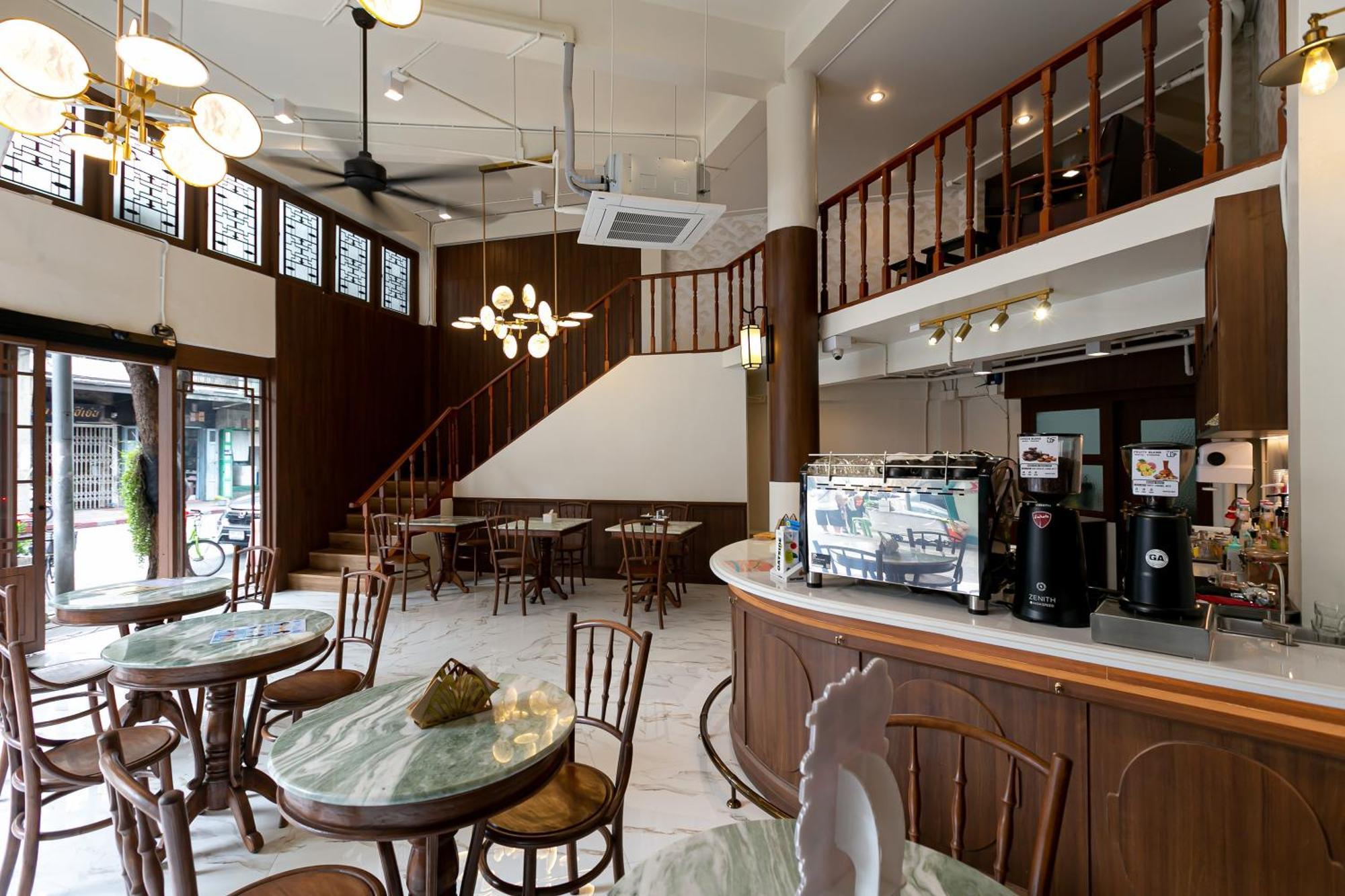 Loftel 22 Hostel Bangkok Exteriör bild